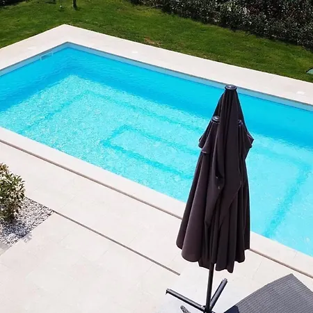 Vakantiehuis In Mit Privatem Pool By Interhome *